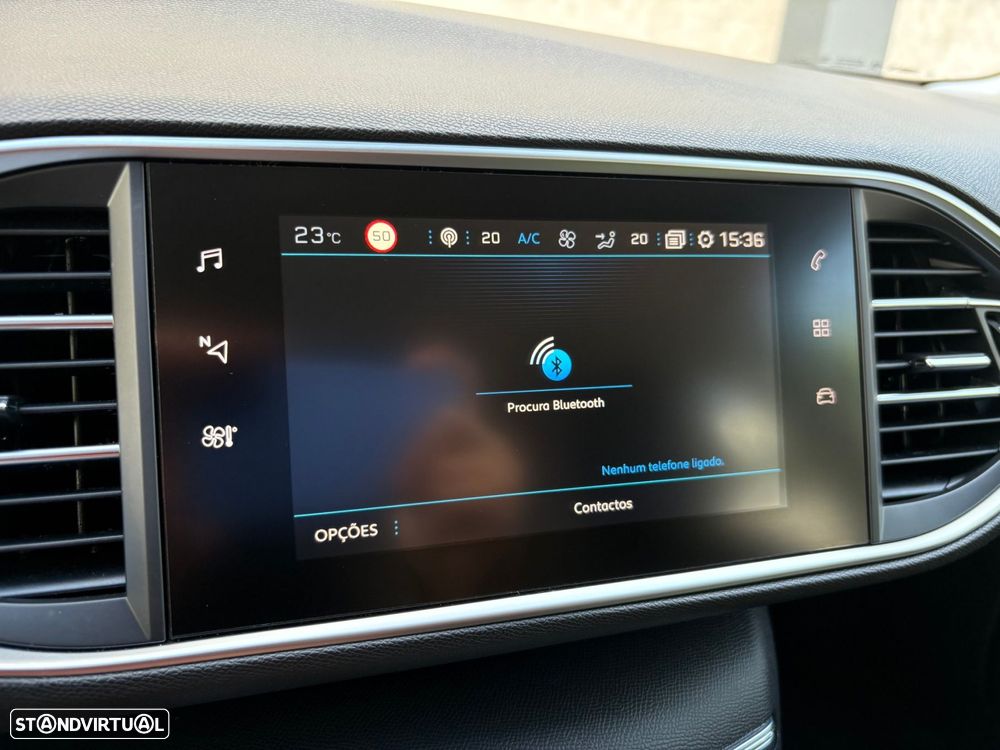 Peugeot 308 SW 1.2 PureTech Style - 21