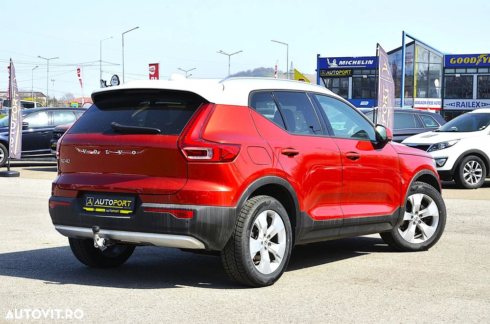 Volvo XC 40 D3 AWD Momentum Pro - 4