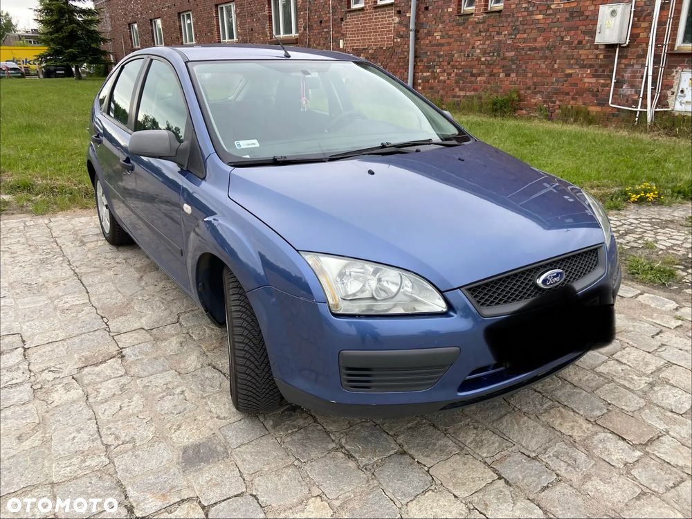 Ford Focus 1.6 Ambiente - 1