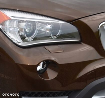ZAŚLEPKA SPRYSKIWACZA BMW X1 E84 ZWYKŁY ZDERZAK KOLORY - 1