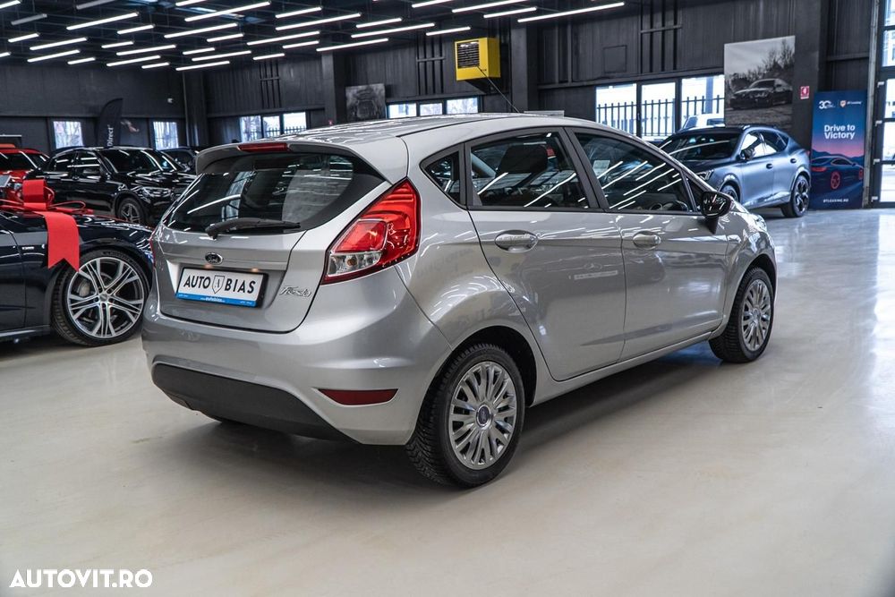 Ford Fiesta 1.0 Trend - 8