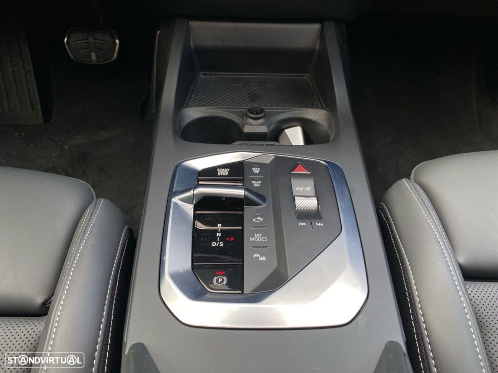 BMW 220 Gran Coupé Pack Desportivo M - 14