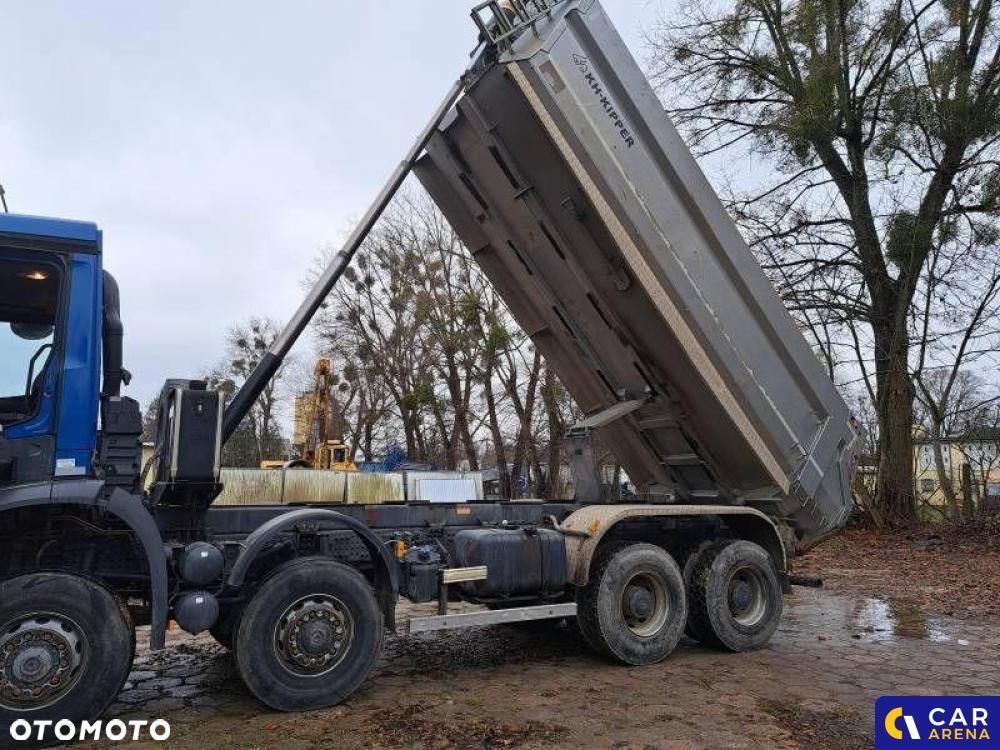 Mercedes-Benz Arocs - 7