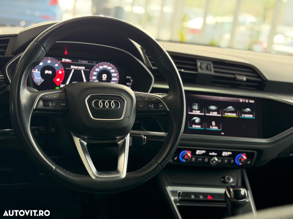 Audi Q3 35 TDI S tronic Advanced - 40