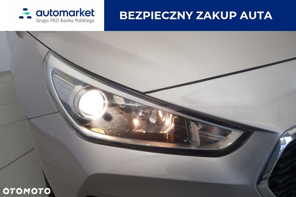 Hyundai i30 1.4 Classic + - 13