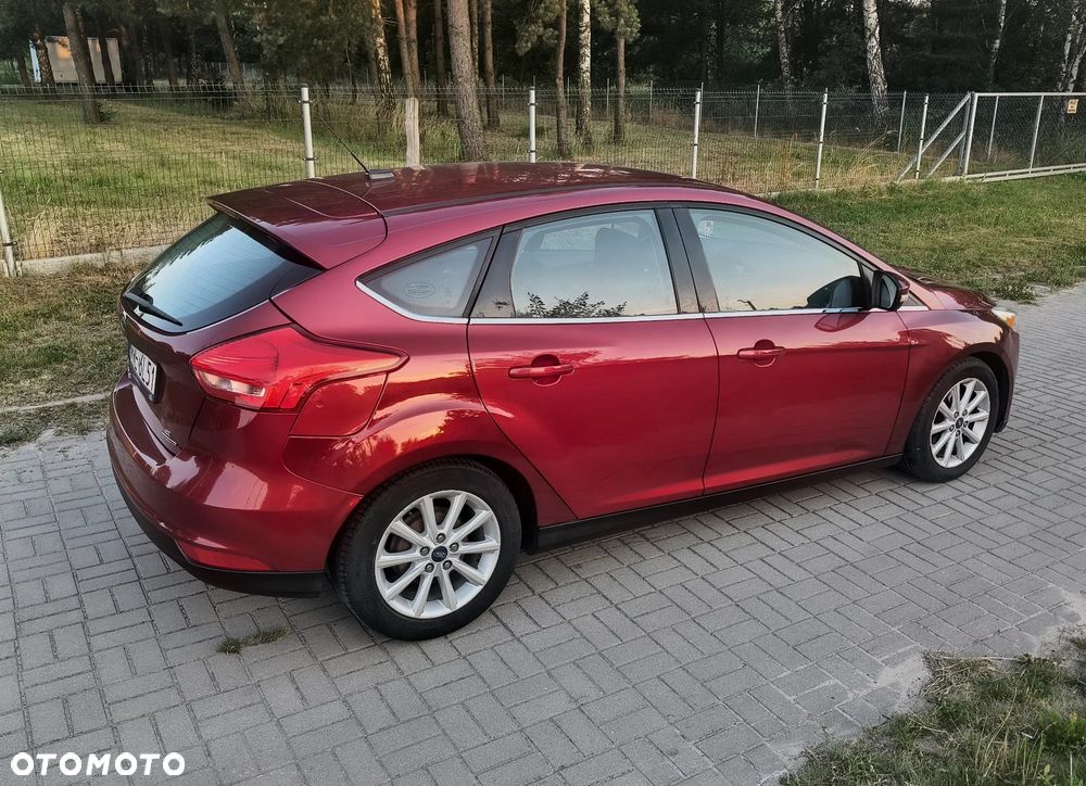 Ford Focus 2.0 16V Sport - 15