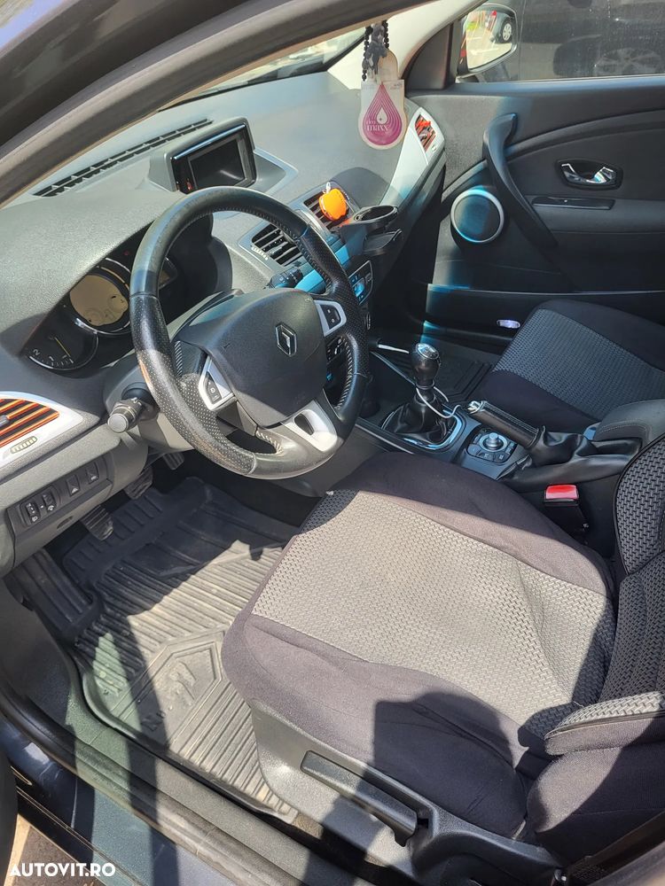 Renault Megane - 5