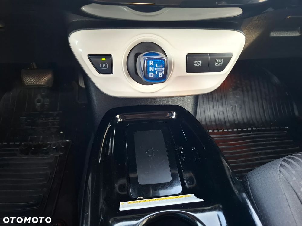 Toyota Prius Hybrid Comfort - 23