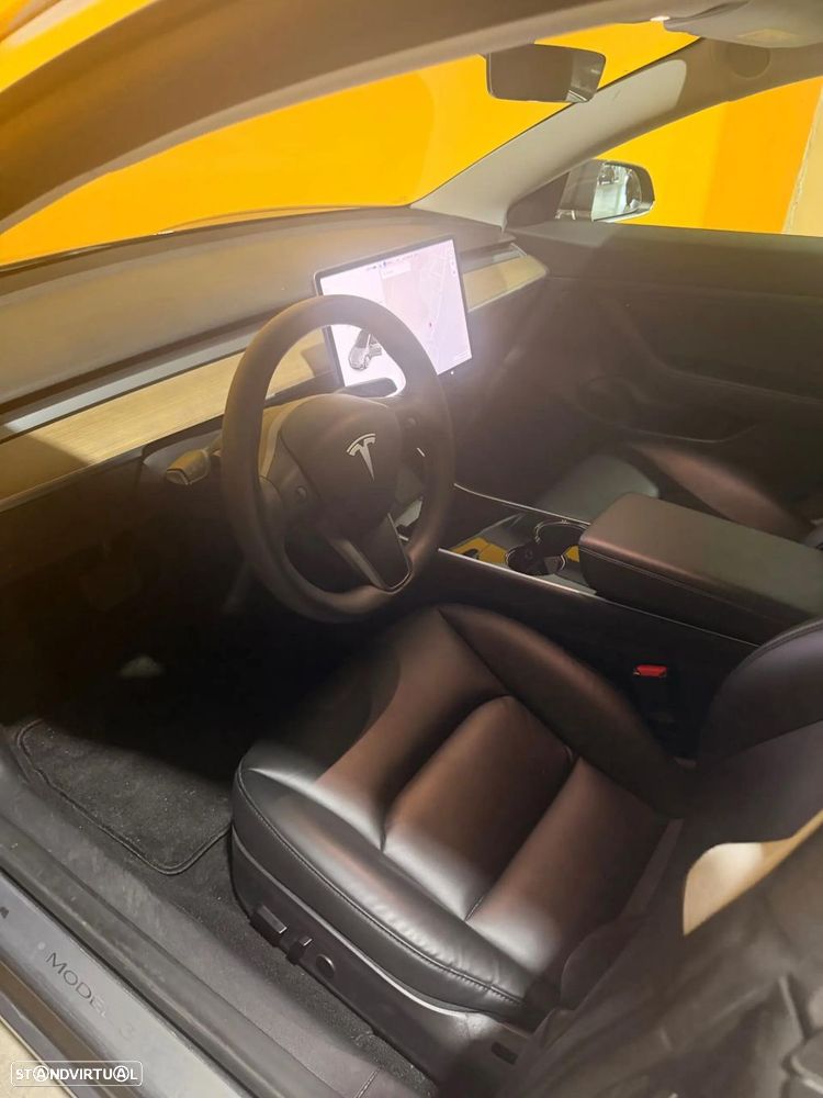 Tesla Model 3 Standard Range Plus RWD - 11