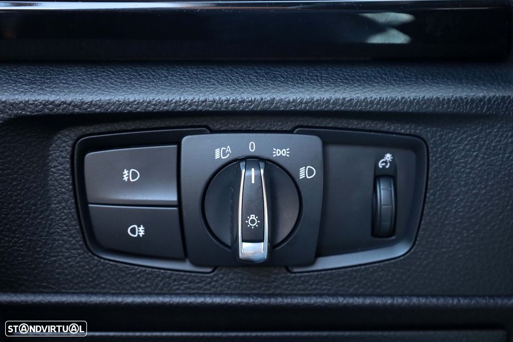 BMW 120 d DPF Edition Sport - 28