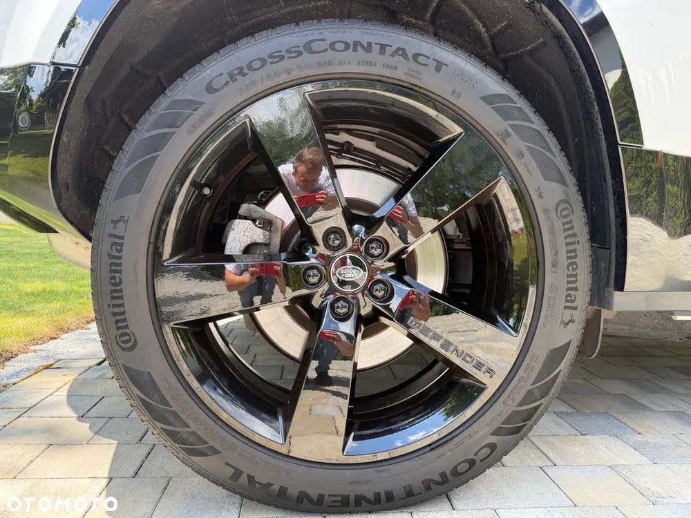 Land Rover Defender 3.0 D300 mHEV X-Dynamic HSE - 10