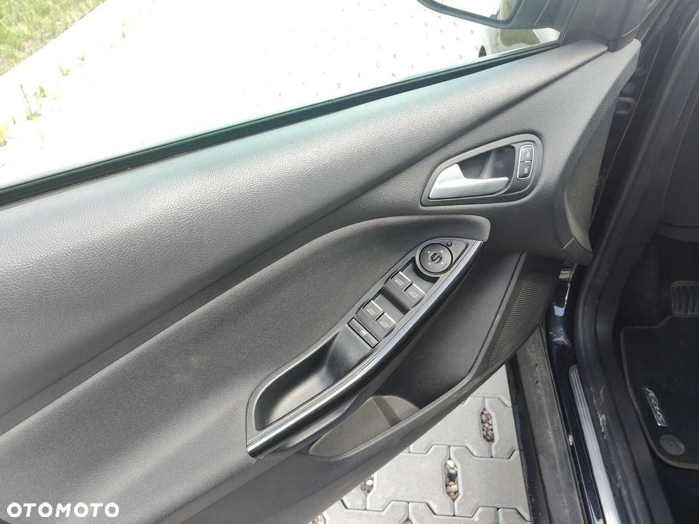 Ford Focus 1.5 TDCi Titanium - 17