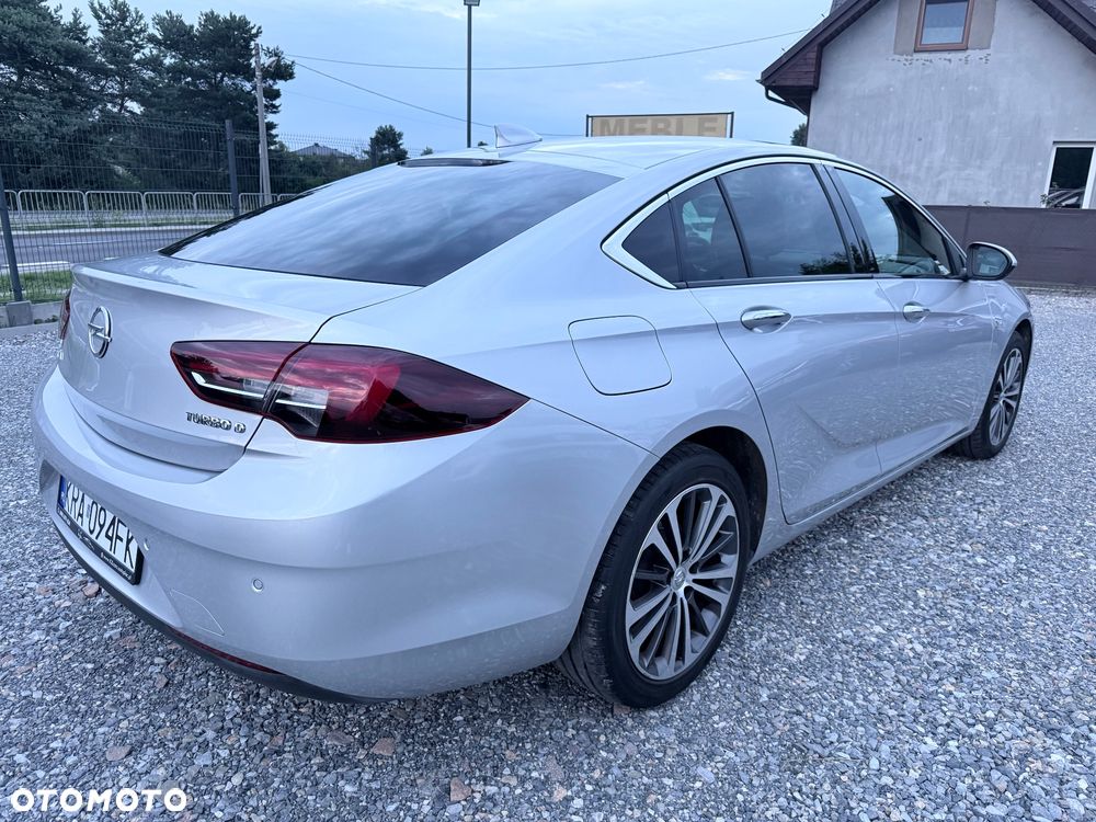 Opel Insignia - 12