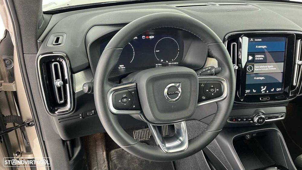Volvo XC 40 - 21