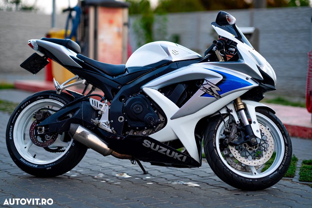 Suzuki GSX-R - 5