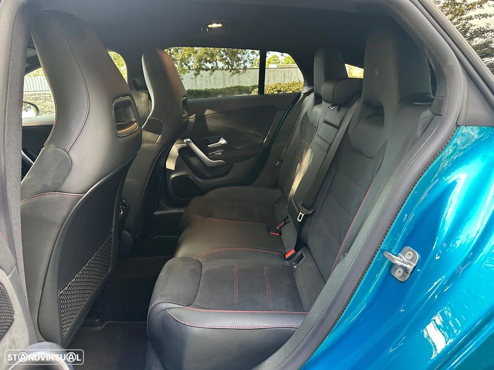 Mercedes-Benz CLA 250 - 24
