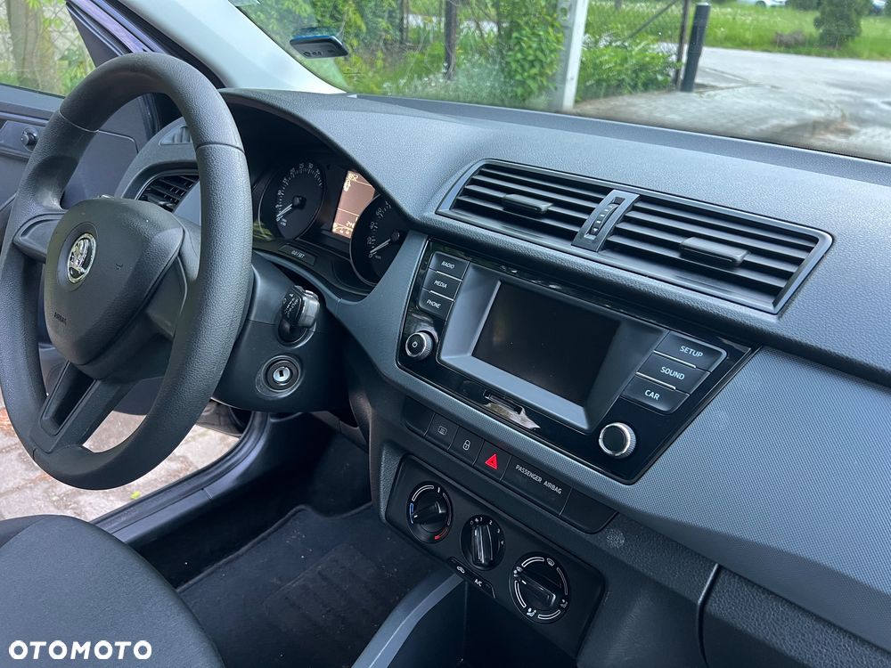 Skoda Fabia - 8