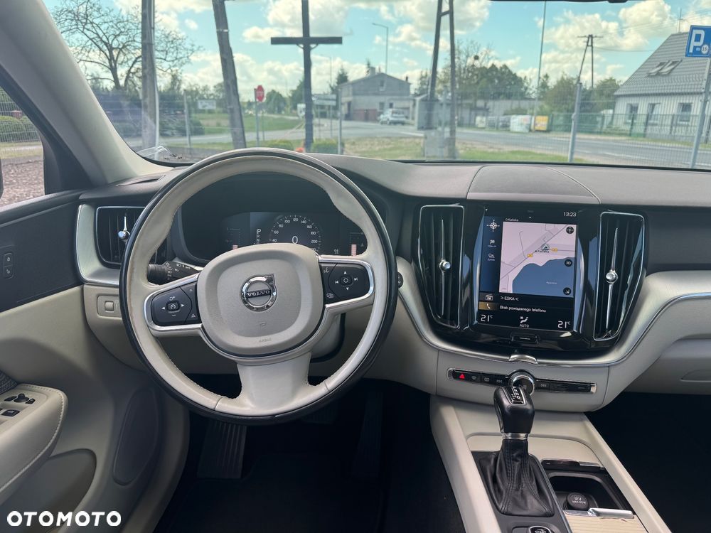 Volvo XC 60 D4 AWD Geartronic Momentum - 13