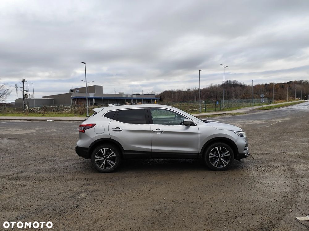 Nissan Qashqai 1.5 dCi N-CONNECTA - 6