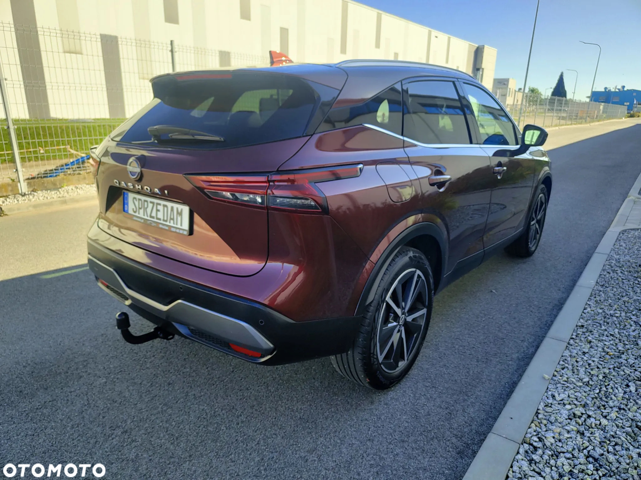 Nissan Qashqai 1.3 DIG-T MHEV Xtronic Tekna+ - 4