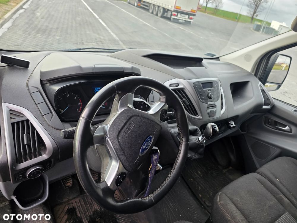 Ford Transit Custom - 10