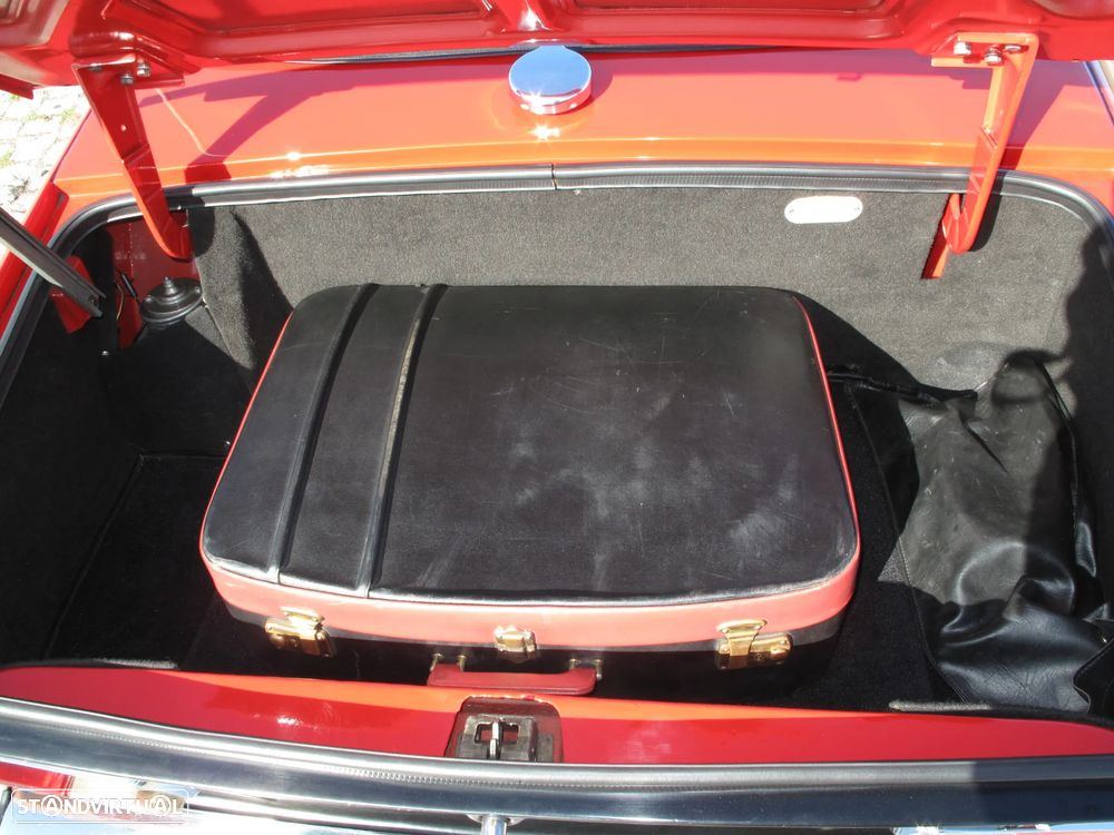 Triumph TR6 - 20