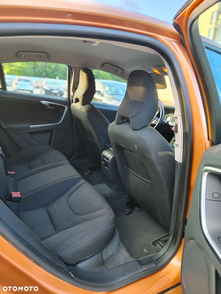 Volvo S60 D3 Geartronic Momentum - 10