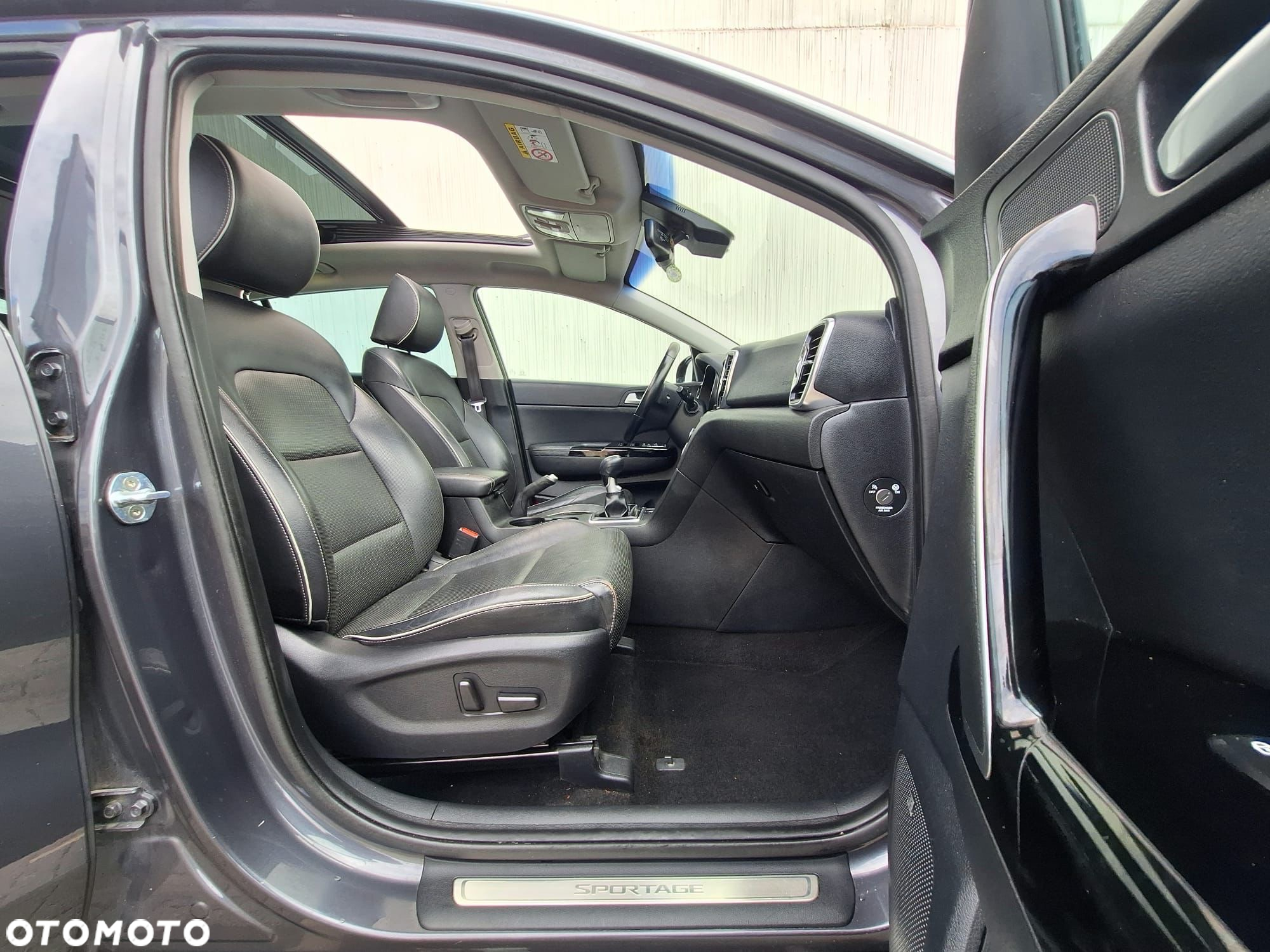 Kia Sportage 1.7 CRDI 2WD Dream-Team Edition - 10
