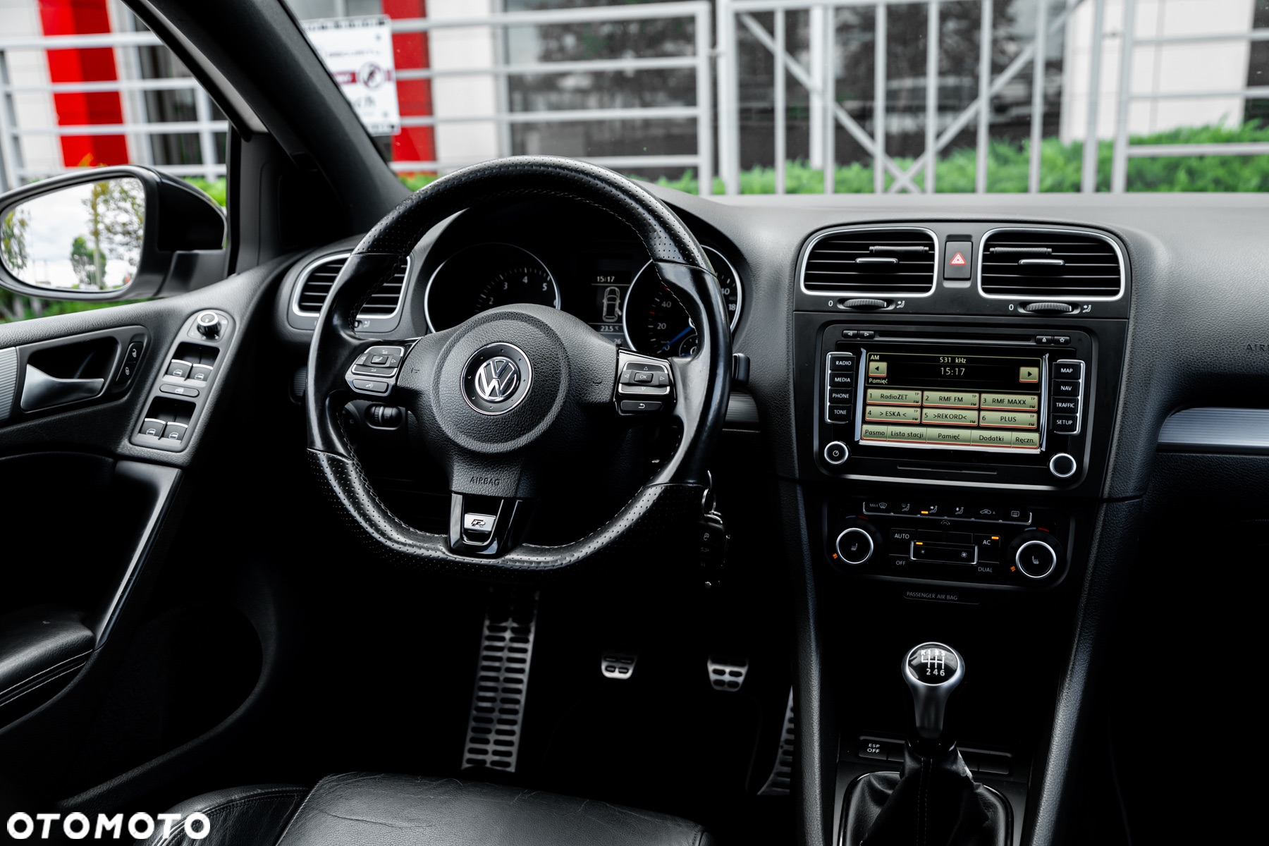 Volkswagen Golf VI 2.0 TSI 4Mot R - 26