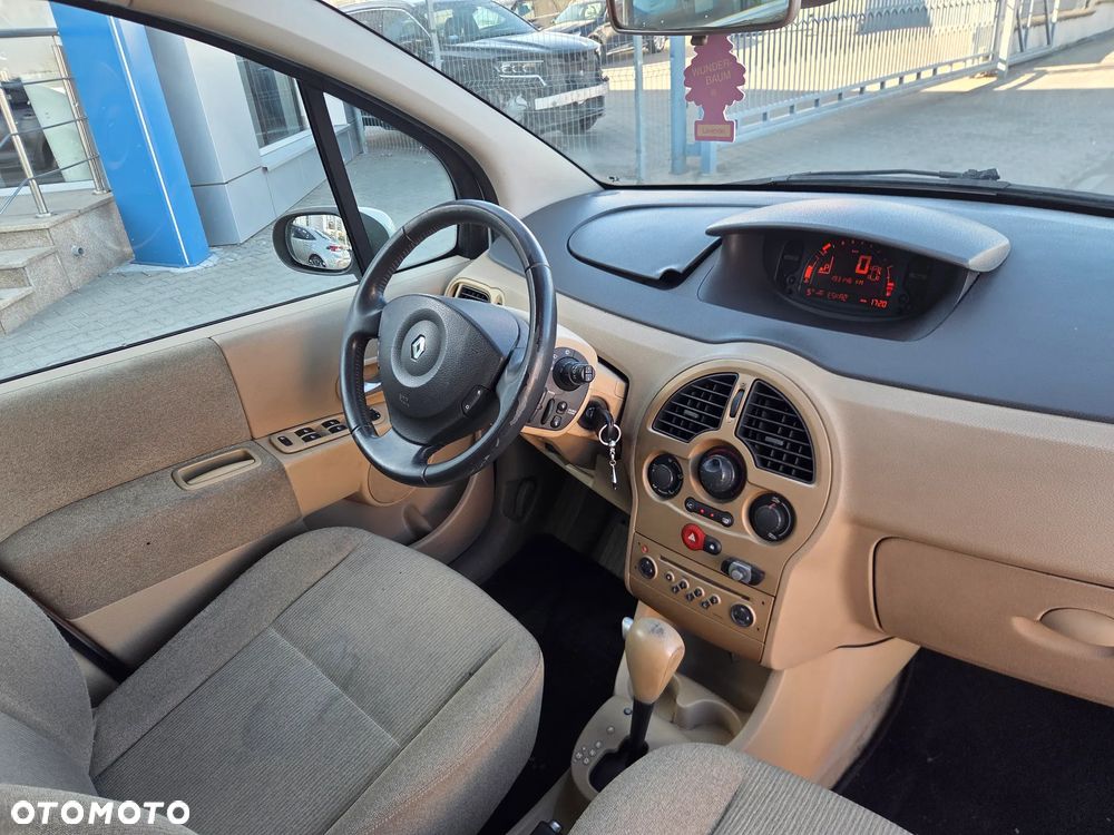 Renault Modus - 25