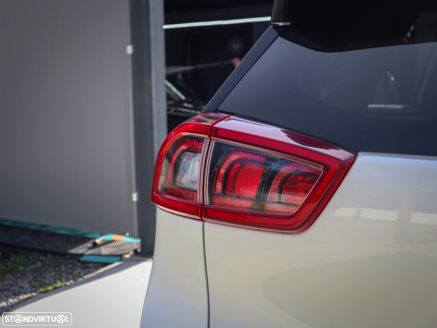 Kia Niro 1.6 GDi HEV TX - 12