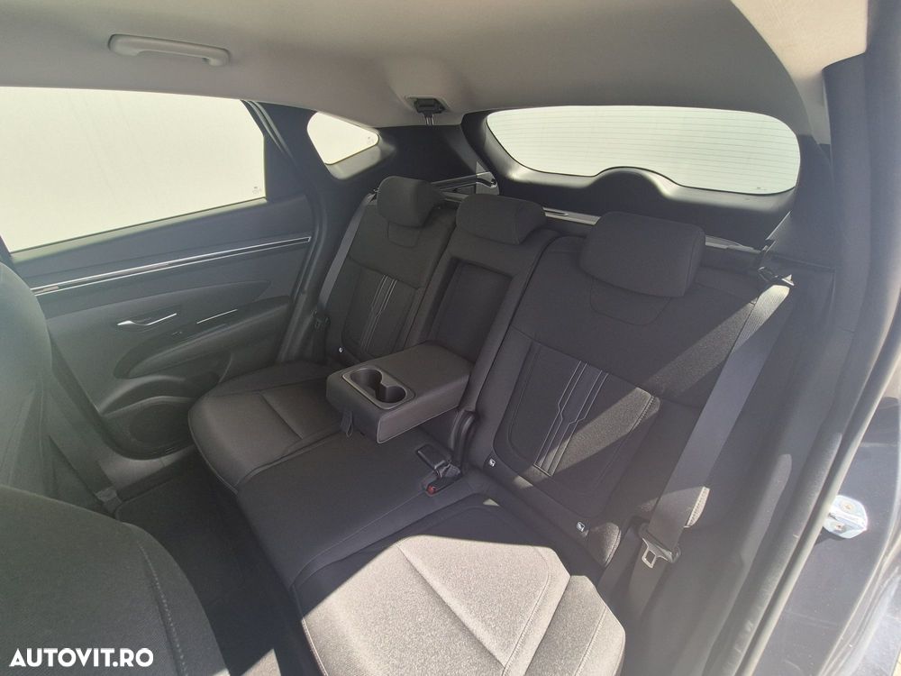 Hyundai Tucson 1.6 T-GDi 48V-Hybrid 4WD DCT Trend - 11
