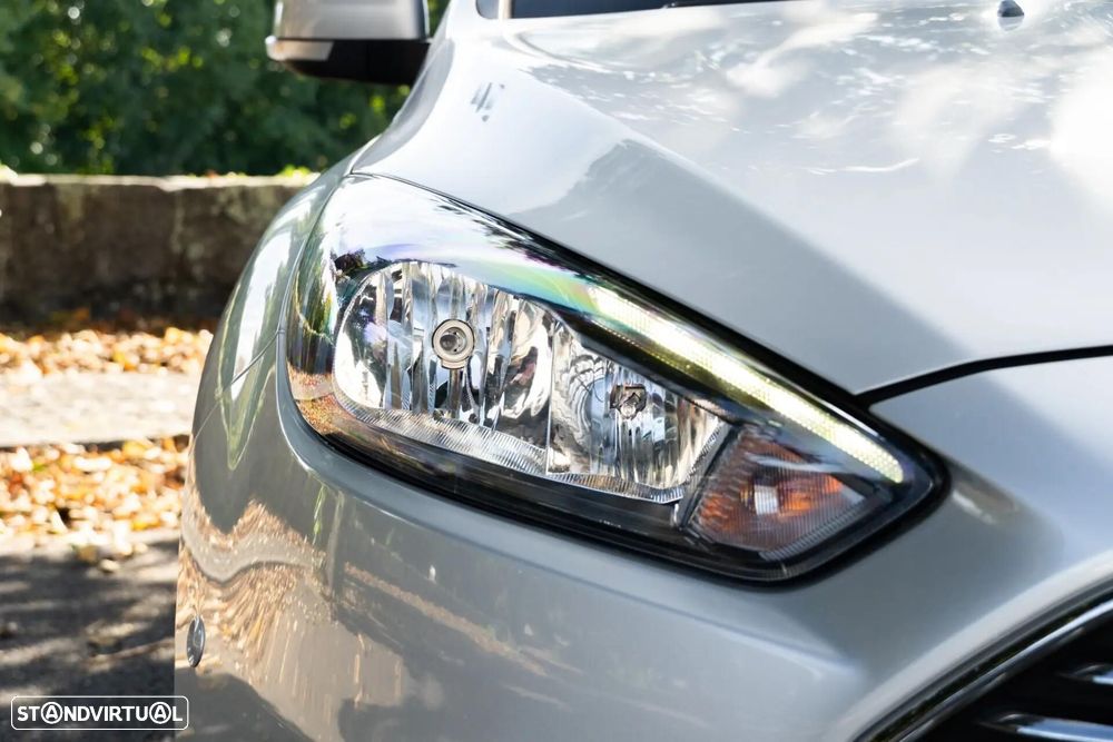 Ford Focus SW - 31