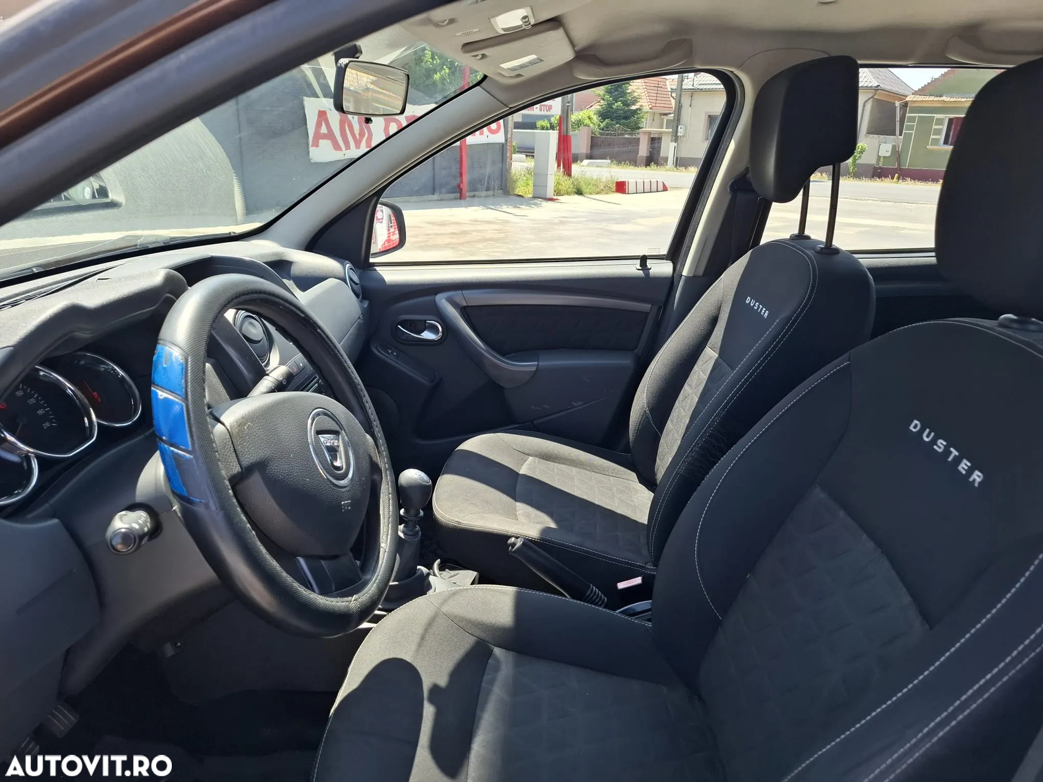Dacia Duster 1.2 TCe 4x2 Laureate - 9