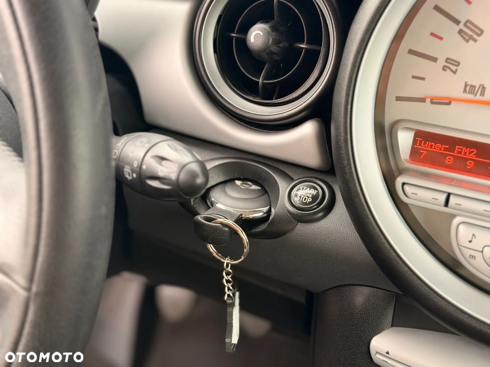 MINI ONE Standard - 16