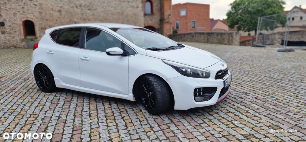Kia Ceed 1.6 T-GDI GT - 9