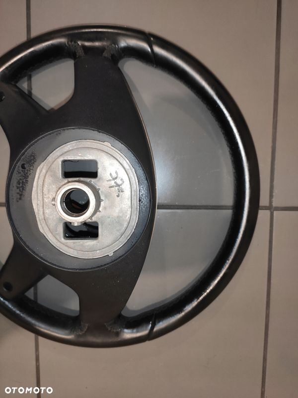 MERCEDES C-KLASA W204 LIFT KIEROWNICA MULTIFUNKCJA SKÓRA ŁADNA - 14