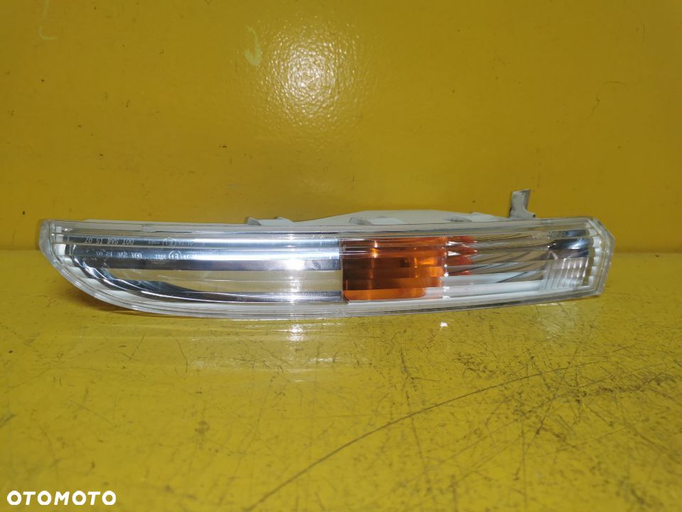 VW PASSAT CC KIERUNKOWSKAZ LEWY 3C8953041 - 1