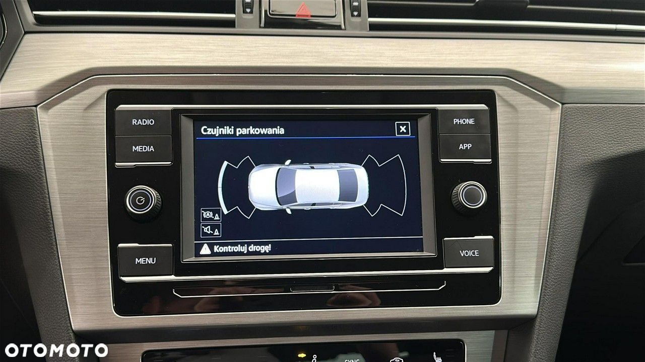 Volkswagen Passat 2.0 TDI EVO Essence - 21