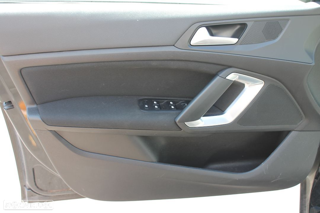 PEUGEOT 308 DE 2015 - 5