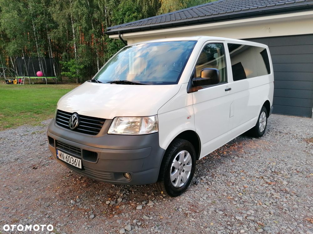 Volkswagen Transporter - 1