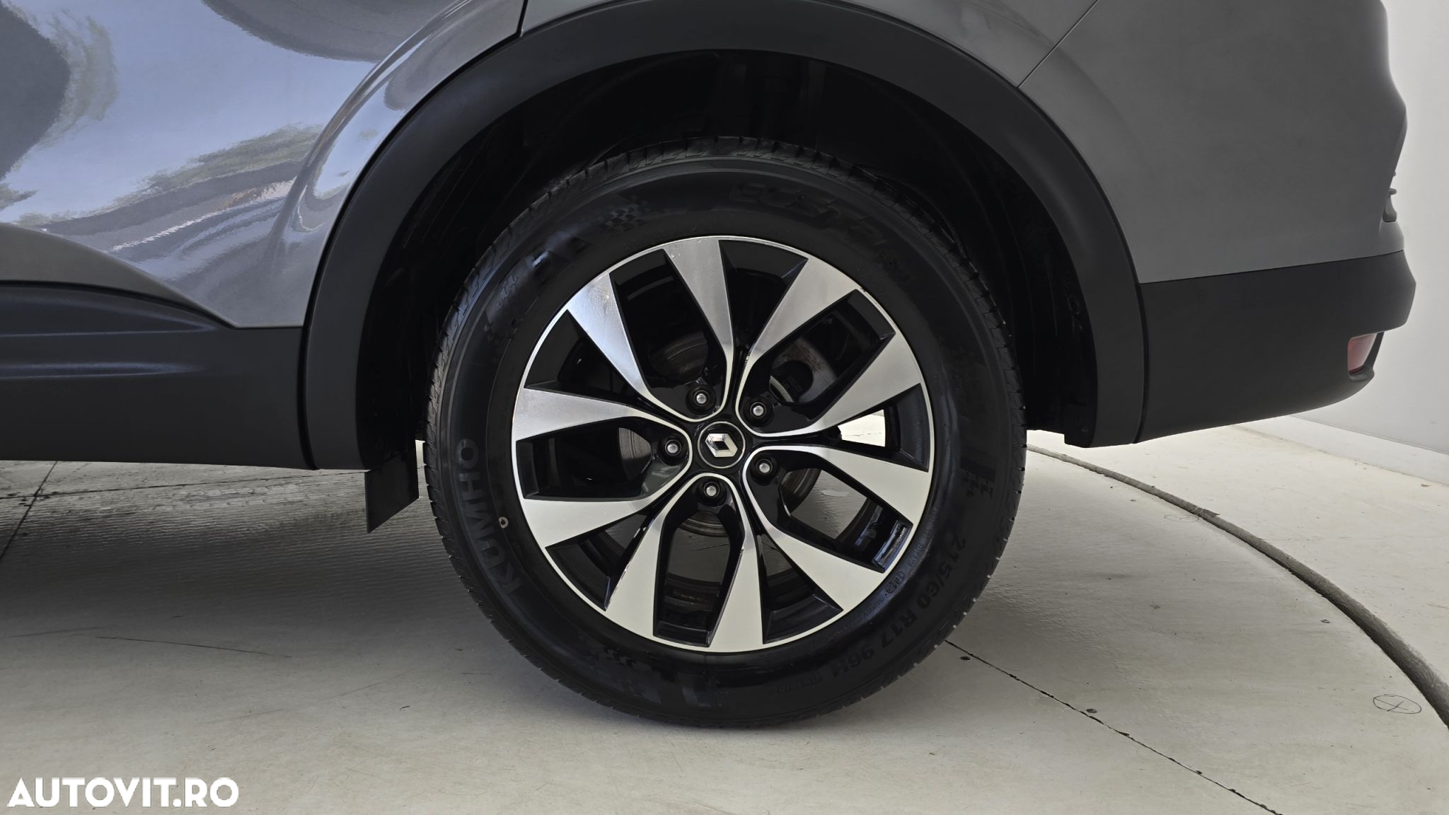 Renault Arkana E-TECH 145 Evolution - 22