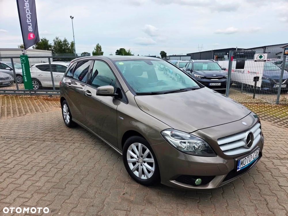 Mercedes-Benz Klasa B 180 CDI (BlueEFFICIENCY) 7G-DCT - 4