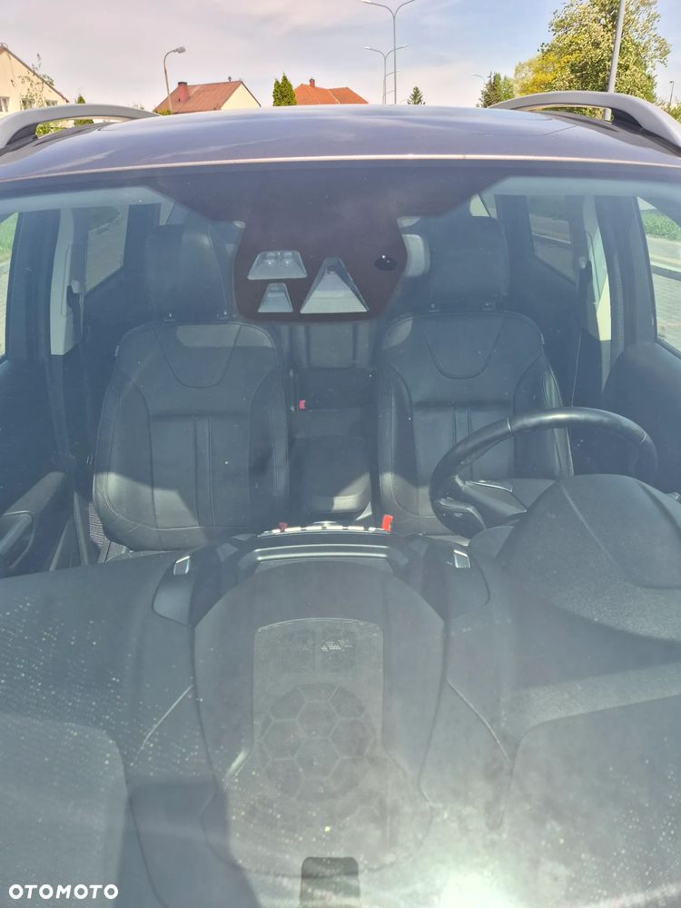 Ford Kuga 2.0 TDCi 4x4 Champions Edition - 2