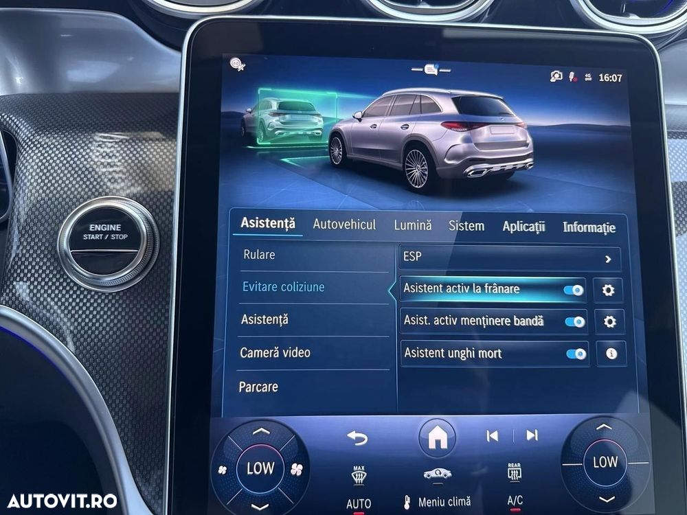 Mercedes-Benz GLC 300 e 4MATIC - 24