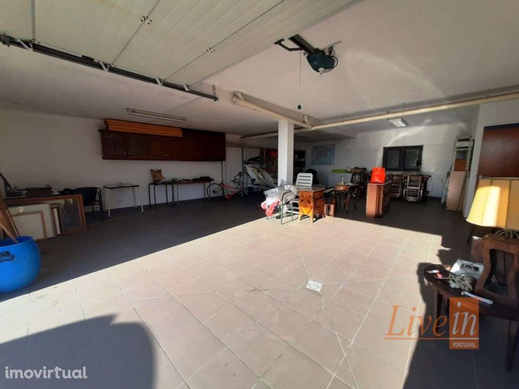 Moradia Isolada T4+2 a 800 metros do Centro da Vila da Ericeira - Grande imagem: 5/45