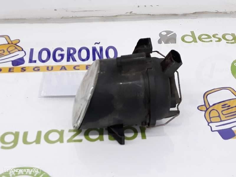 FAROL NEVOEIRO DIREITO SEAT LEON 2008 -5P0941704 - 2