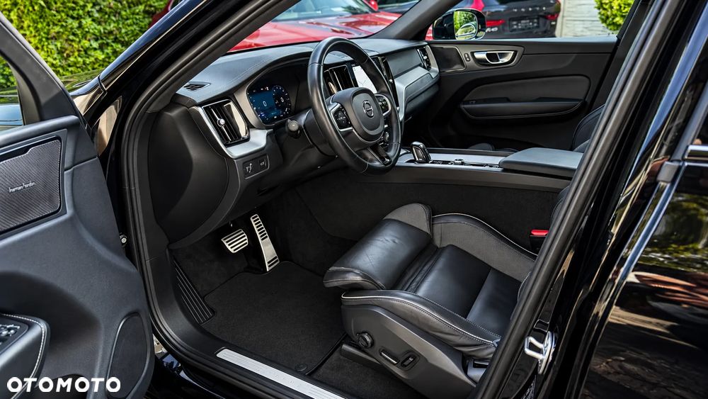 Volvo XC 60 B4 D Ultimate Dark - 13