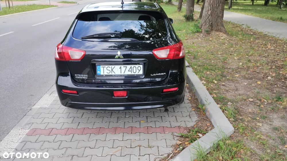 Mitsubishi Lancer - 2
