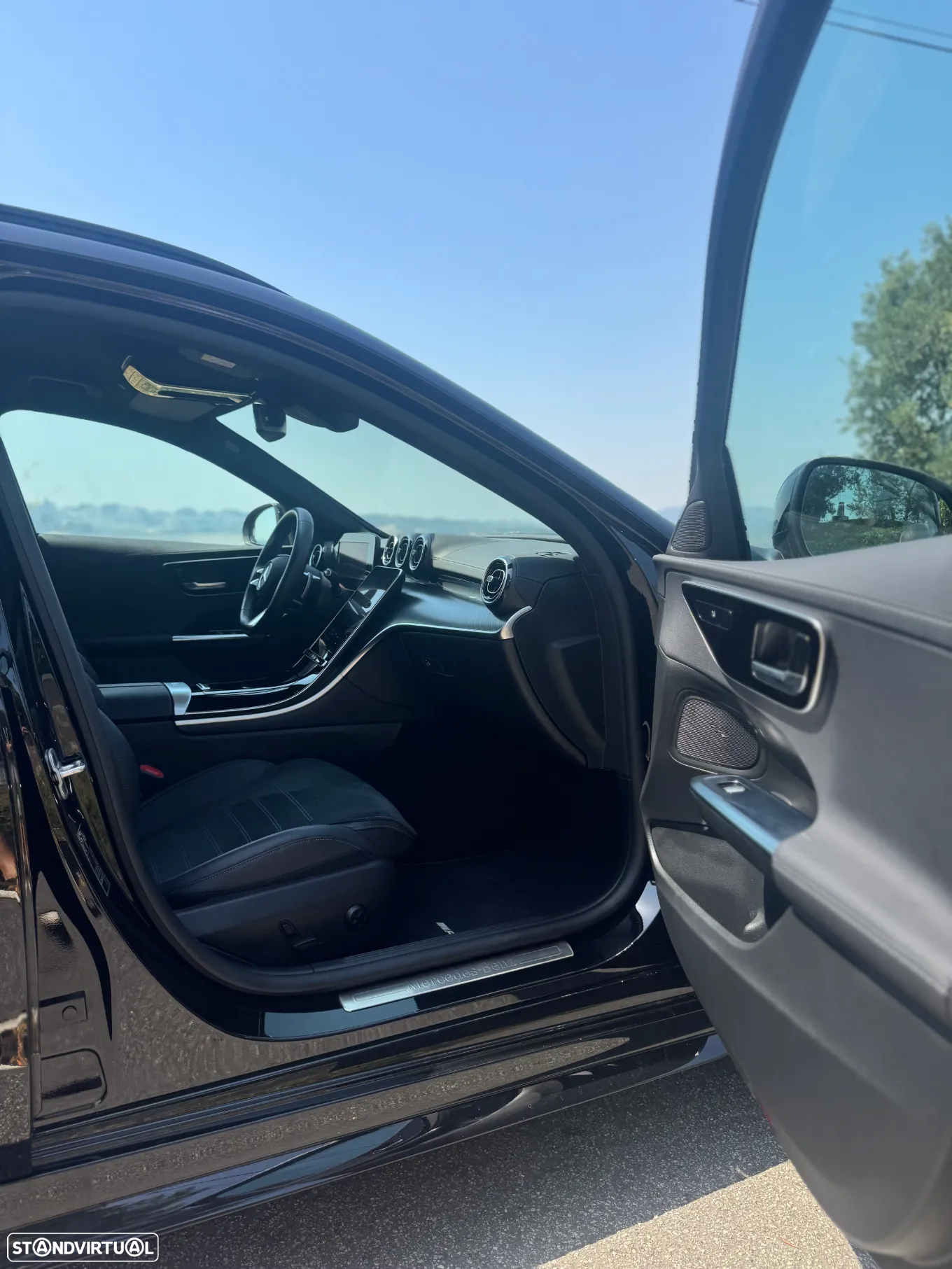Mercedes-Benz C 300 e AMG Line - 18